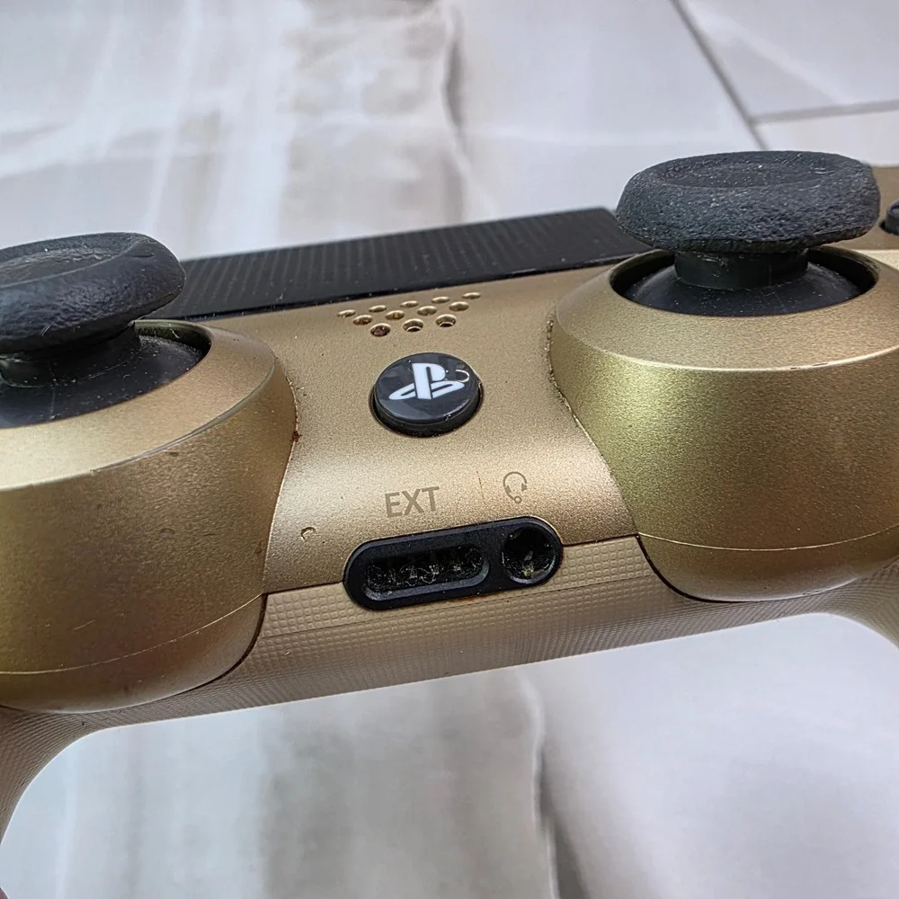 Sony PlayStation 4 DualShock 4 Wireless Controller Gold PS4 CUH-ZCT2U S3